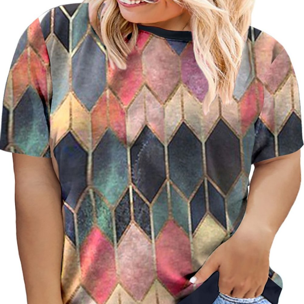 Geometric Print Tee-Shirt Plus Size Crew Neck (Red and Black)
